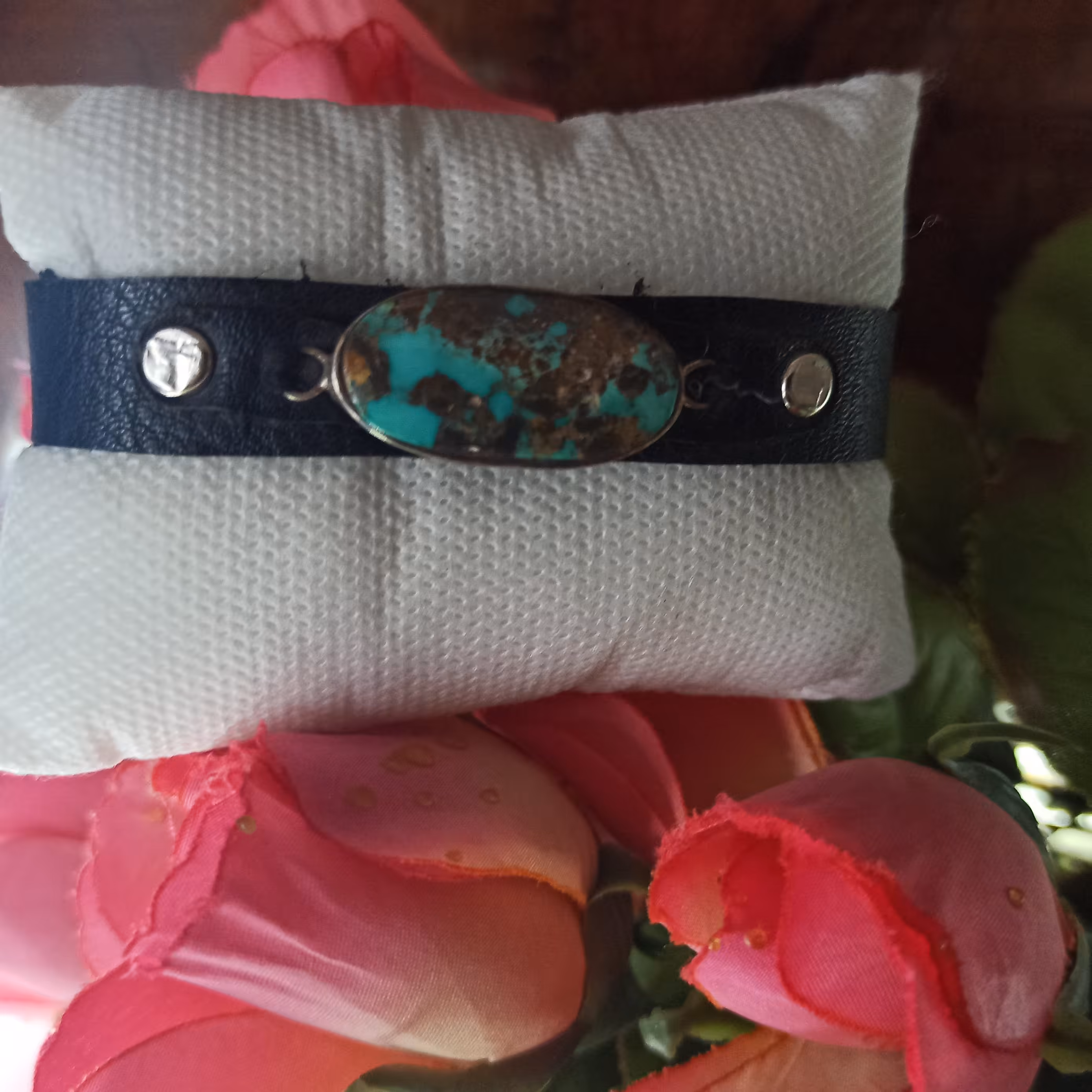 دستبند چرمی با نگین فیروزه شجرنیشابور