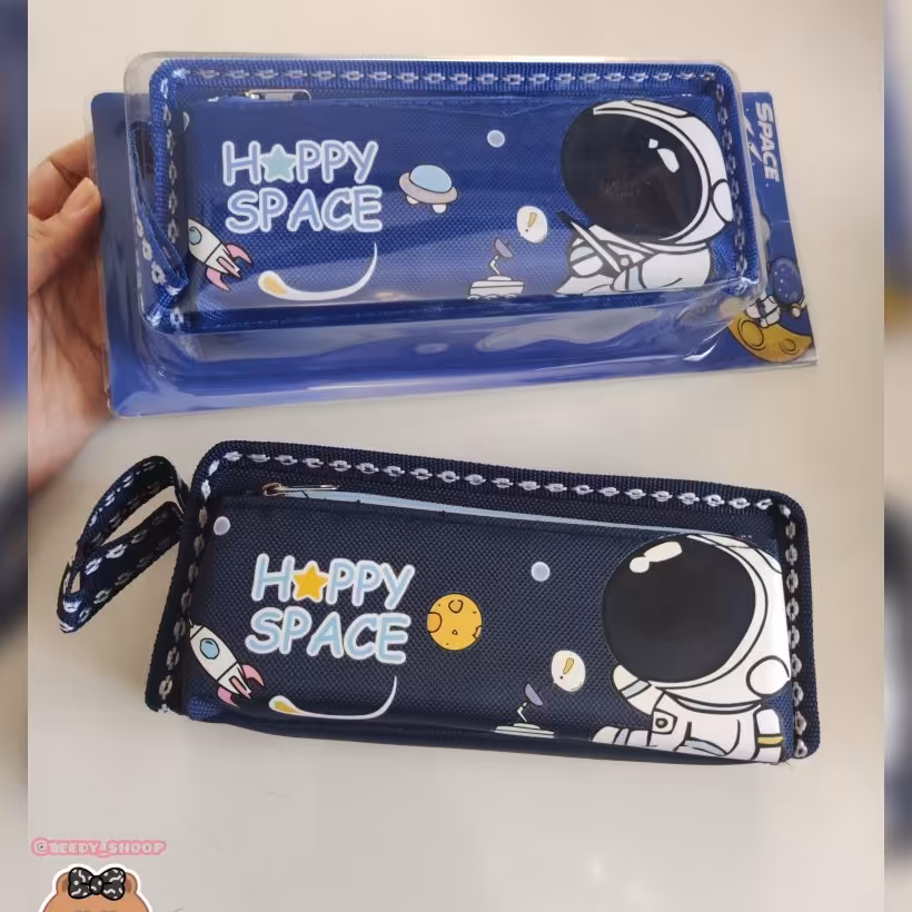 جامدادی فضانورد 