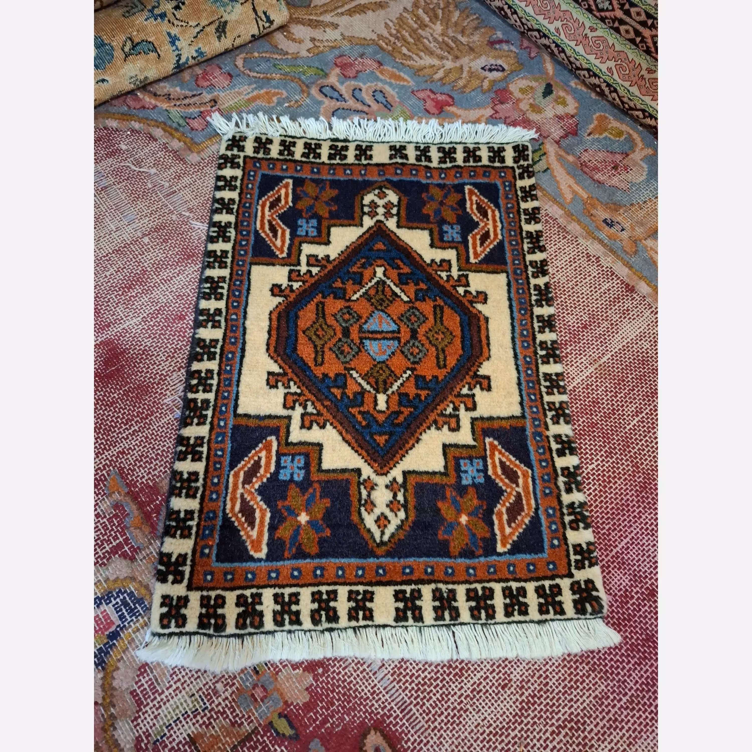 فرش  دستبافت اردبیل ارسال پسکرایه