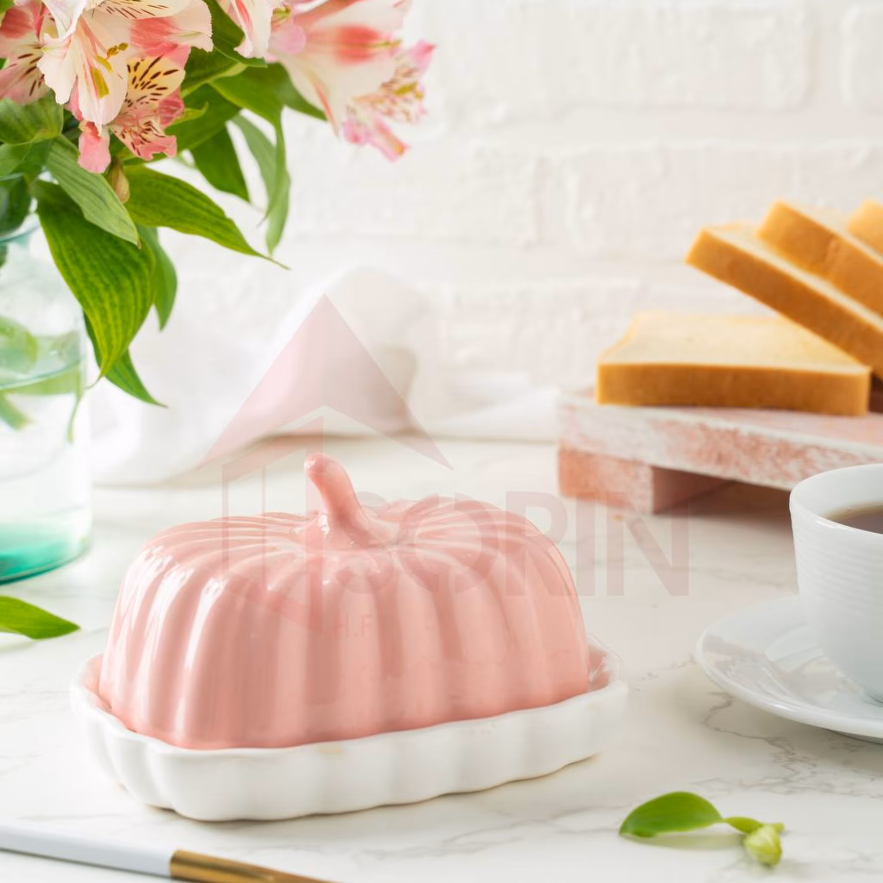 کره خوری میخک سرامیکی دارای رنگ بندی