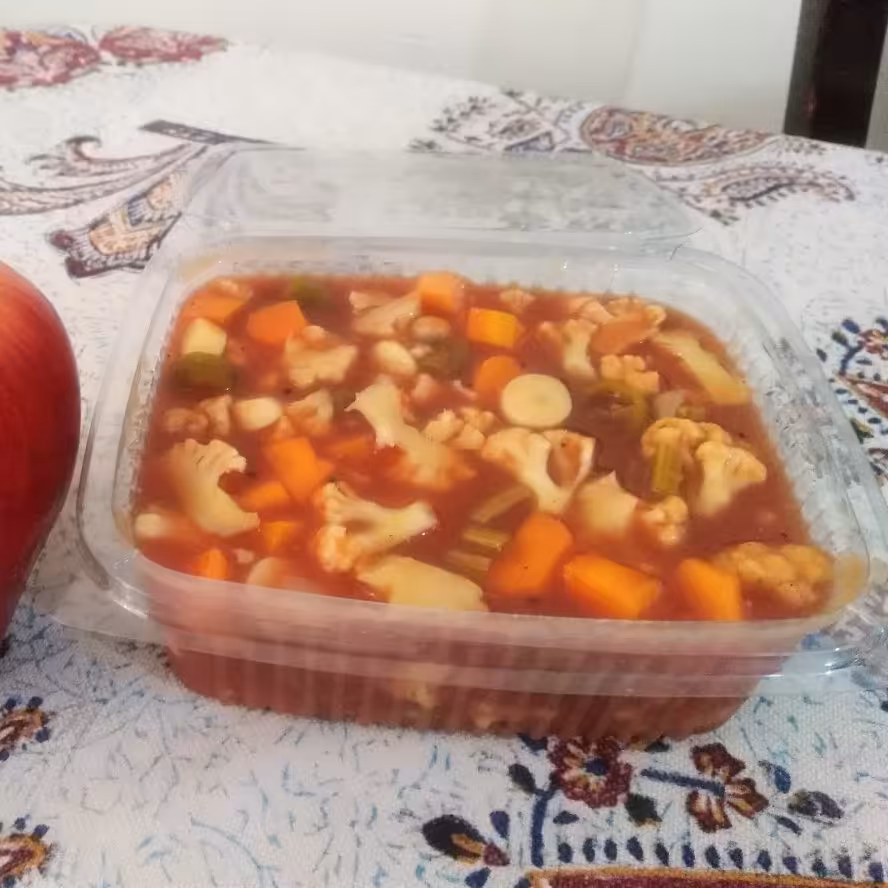 ترشی سالاد فصل با طعم عالی