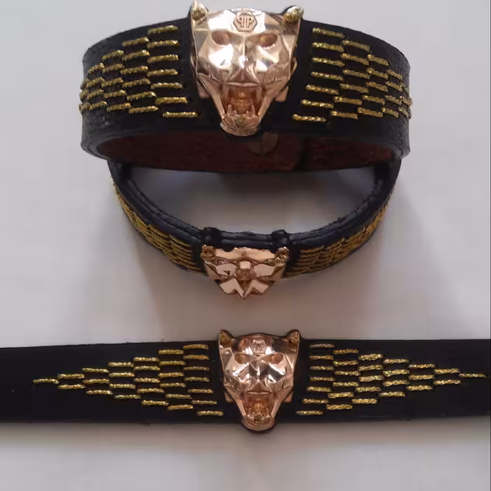 دستبند چرم طبیعی زنانه و مردانه طرح خاص و تک