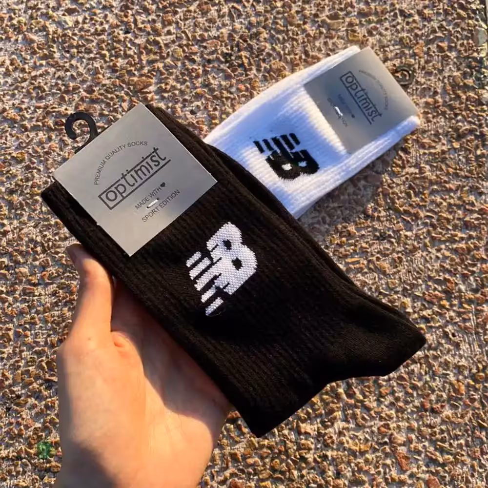 جوراب ساق بلند نیوبالانس سفید و مشکی اپتیمیست