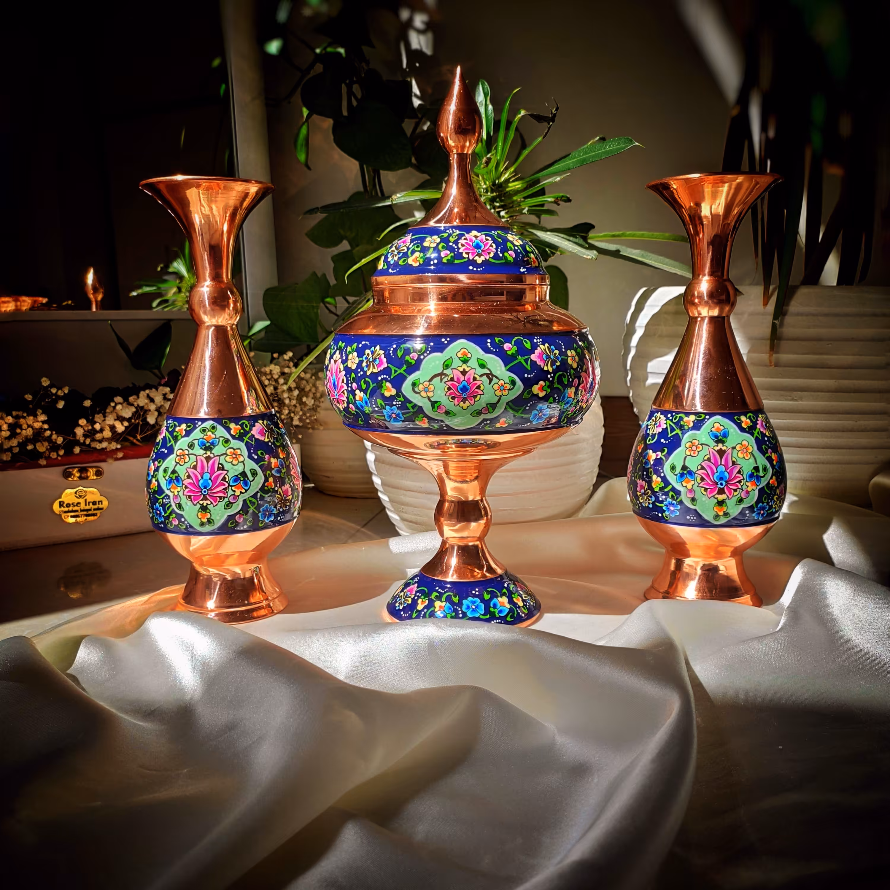 ست گلدان 25 و شکلات خوری  30مسی طرح پرداز