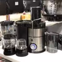 آبمیوه گیری 4 کاره بوش اصلی جنس درجه یک 