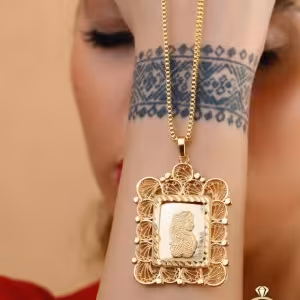 پلاک وزنجیرزنانه