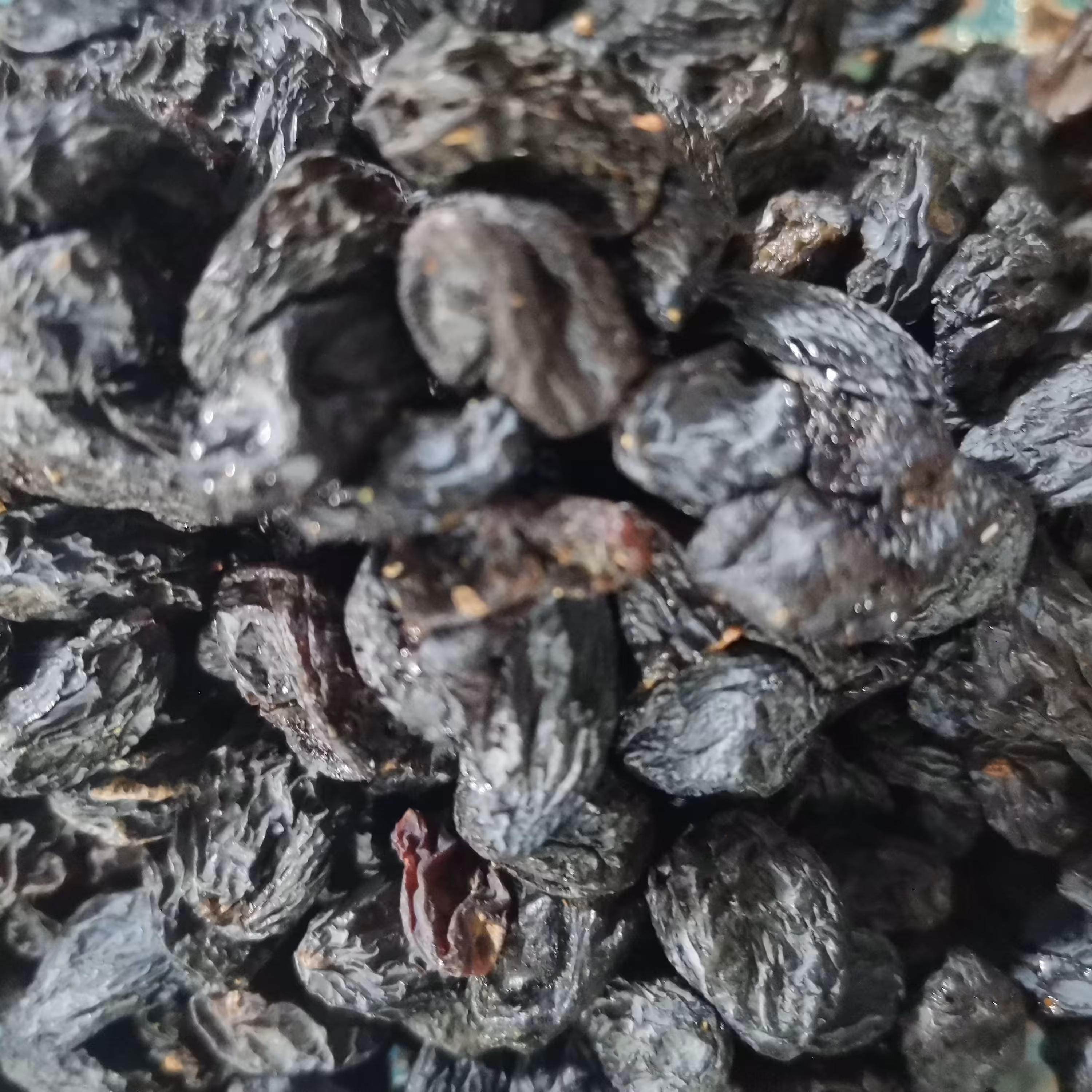 مویز  طبیعی اعلا خراسان  1000گرمی 