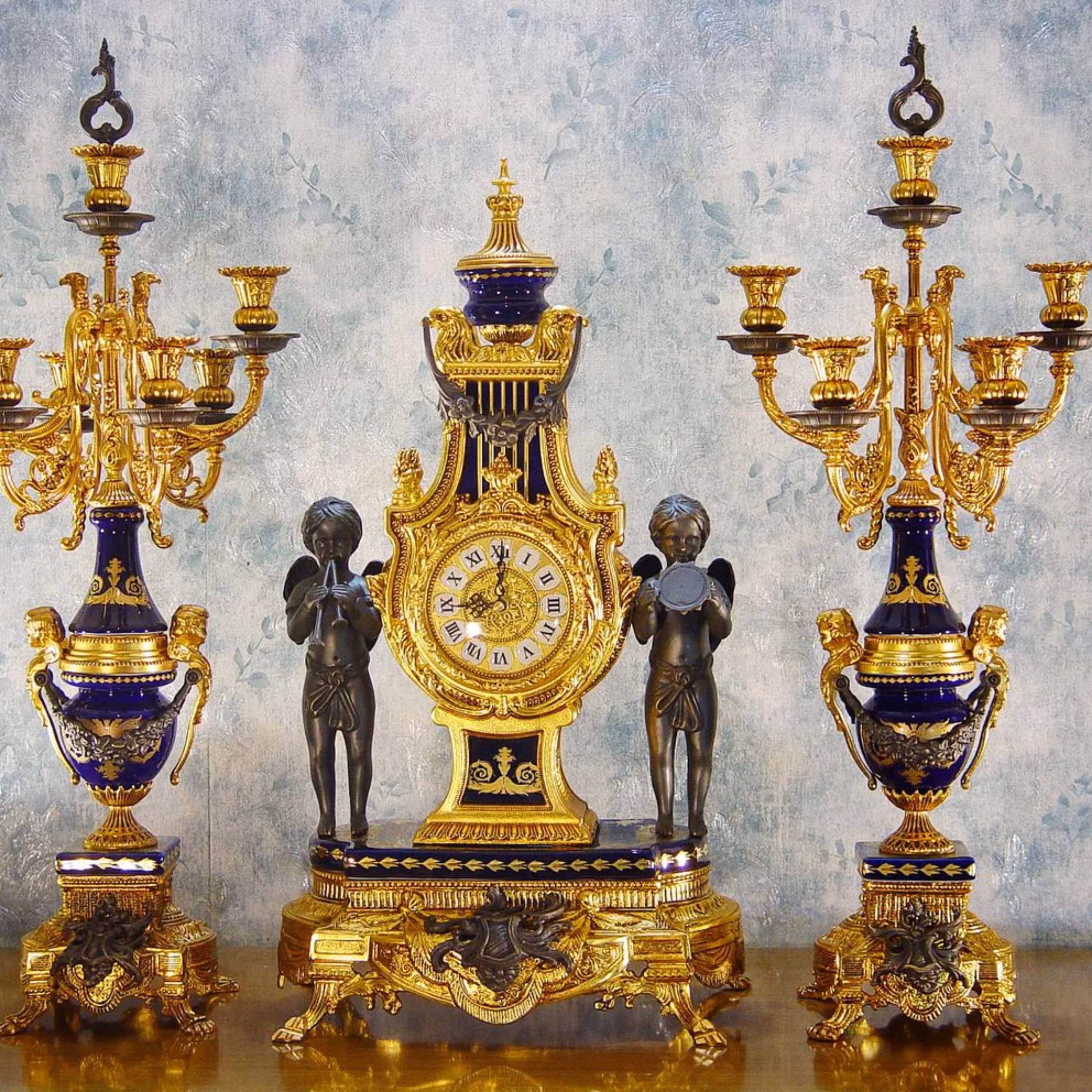 ست ساعت و شمعدان  عقابی  (باربری - پس کرایه )