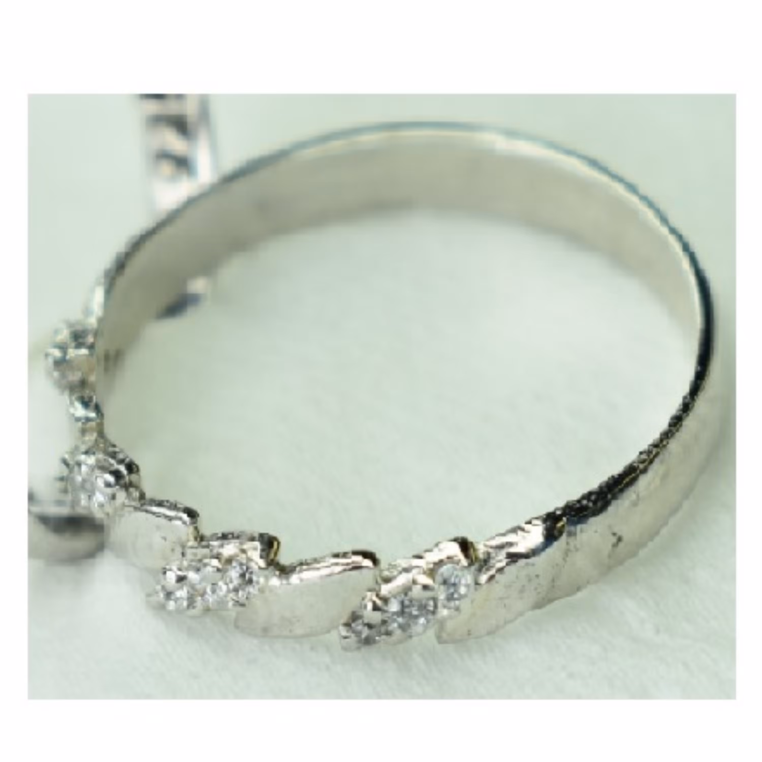 حلقه نقره زنانه رینگ انگشتر دخترانه عیار 925 آبکاری طلا سفید  آقابزرگ