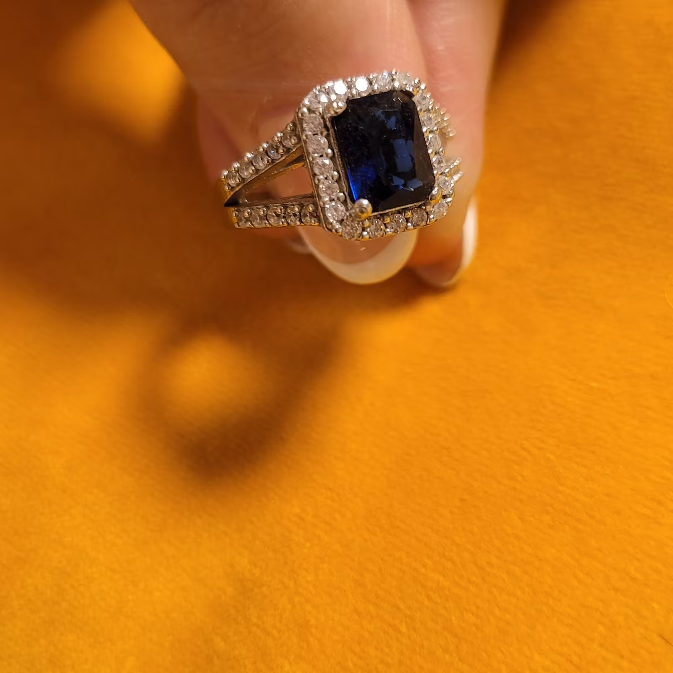 انگشتر نقره   