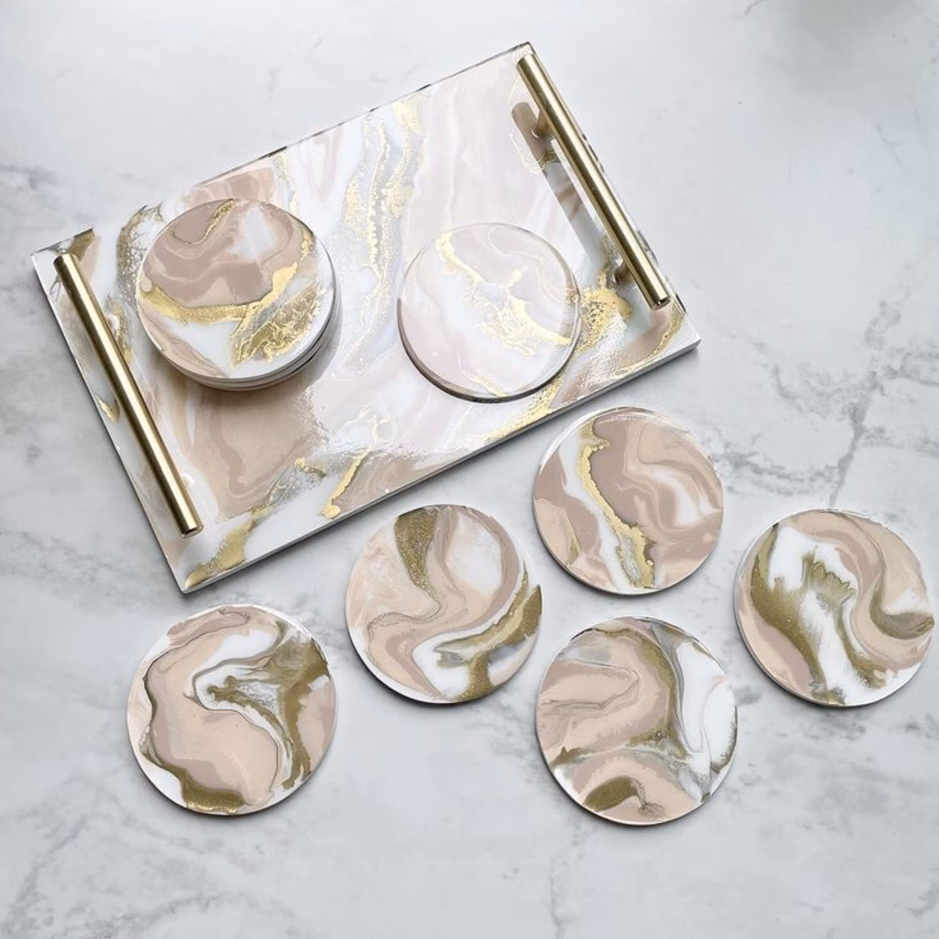 سینی و زیرلیوانی ست شش عدد طرح آبستره چندرنگ بیس چوب محکم و مقاوم و مناسب پذیرای