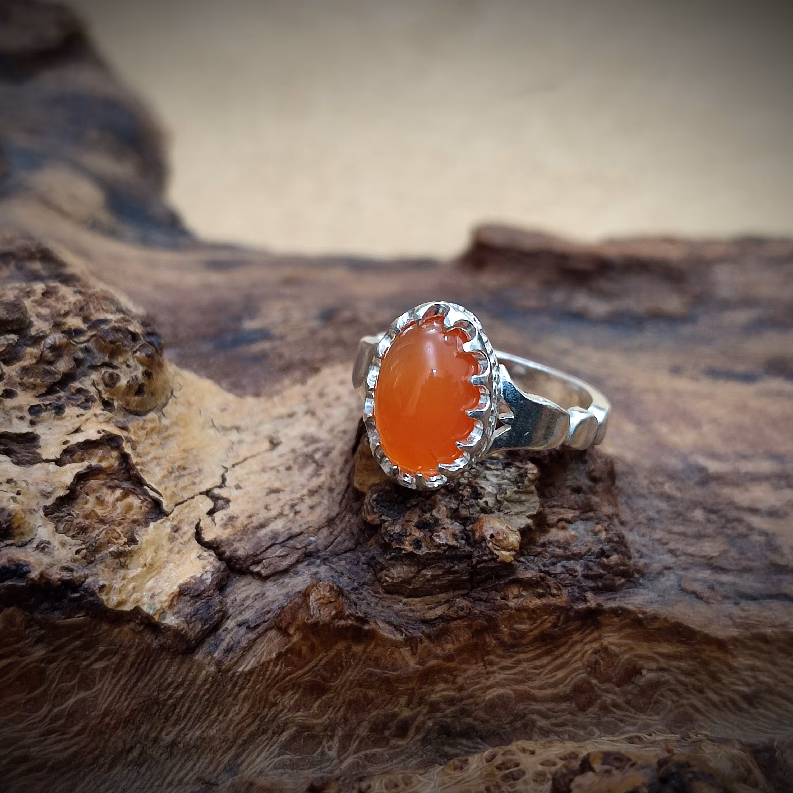 انگشتر نقره پسرانه با نگین عقیق پرتقالی اصیل و طبیعی