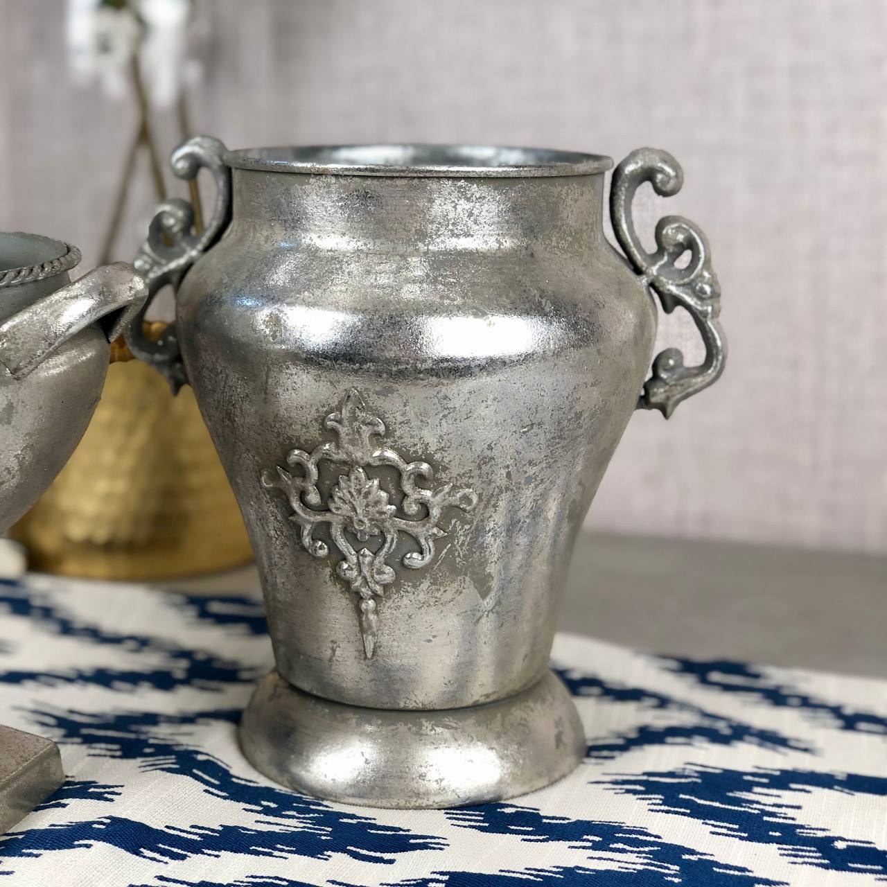 گلدان پتینه نقره ای