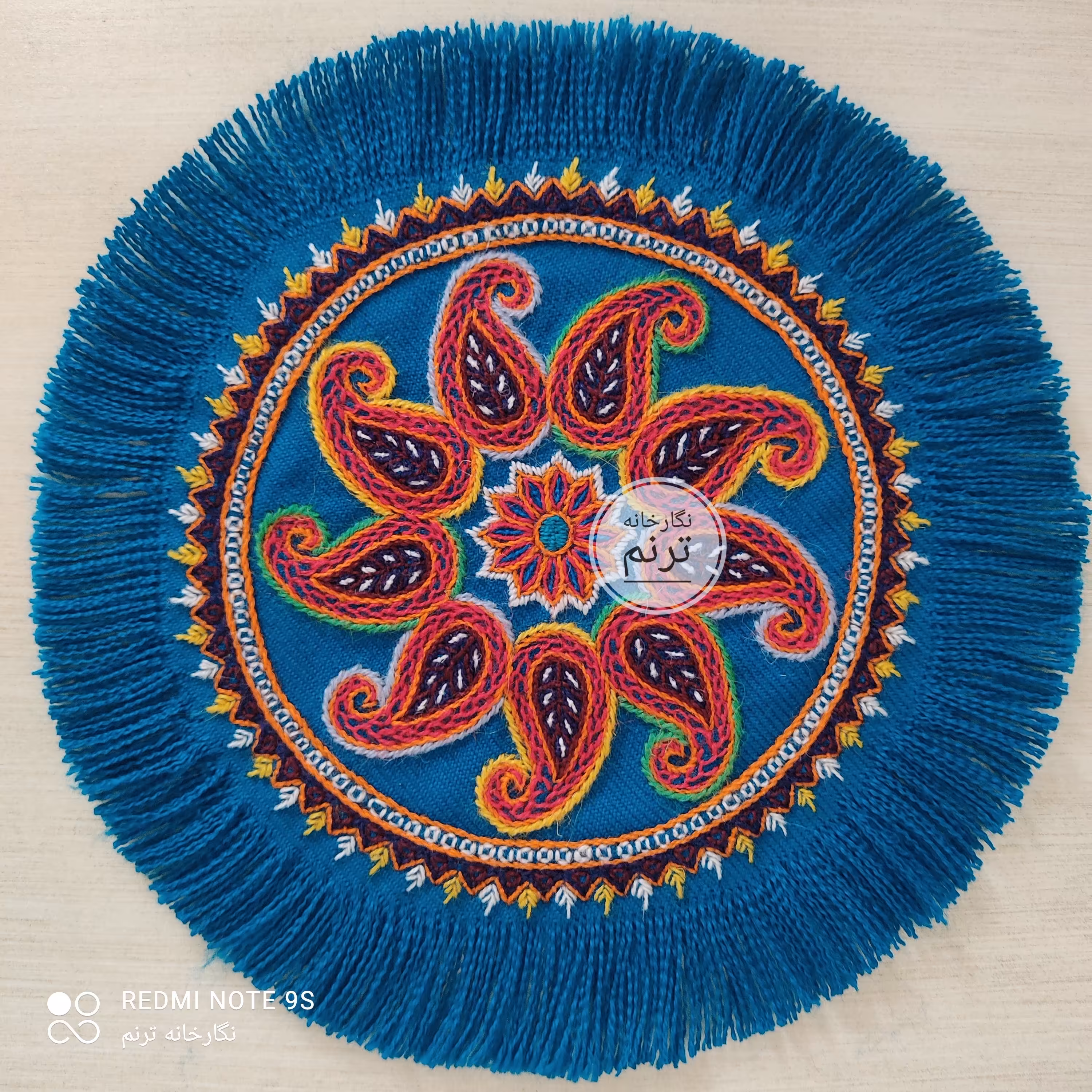 زیر بشقابی پته (طرح بادامی _ کد 52)