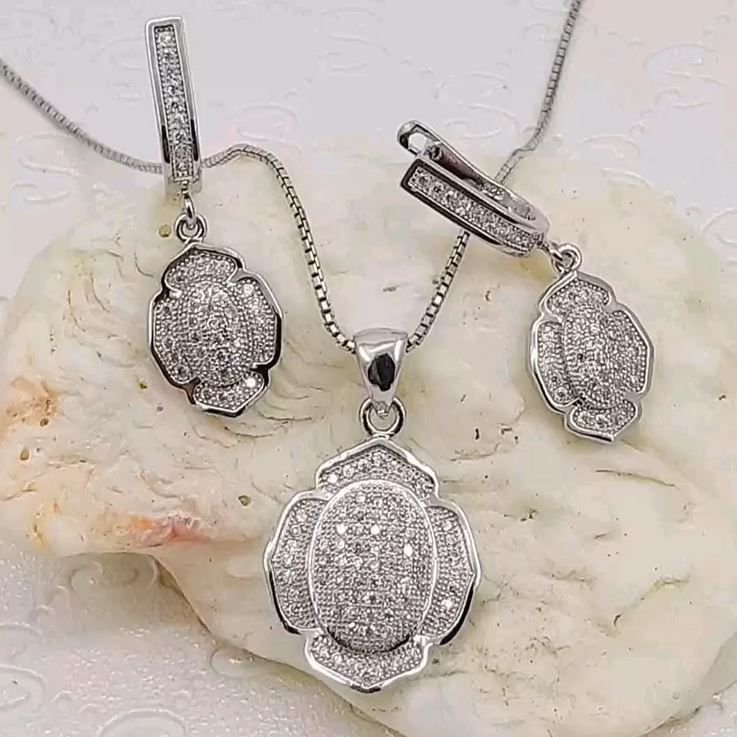 نیم ست نقره تایلندی میکروستینگ با آبکاری طلا سفید