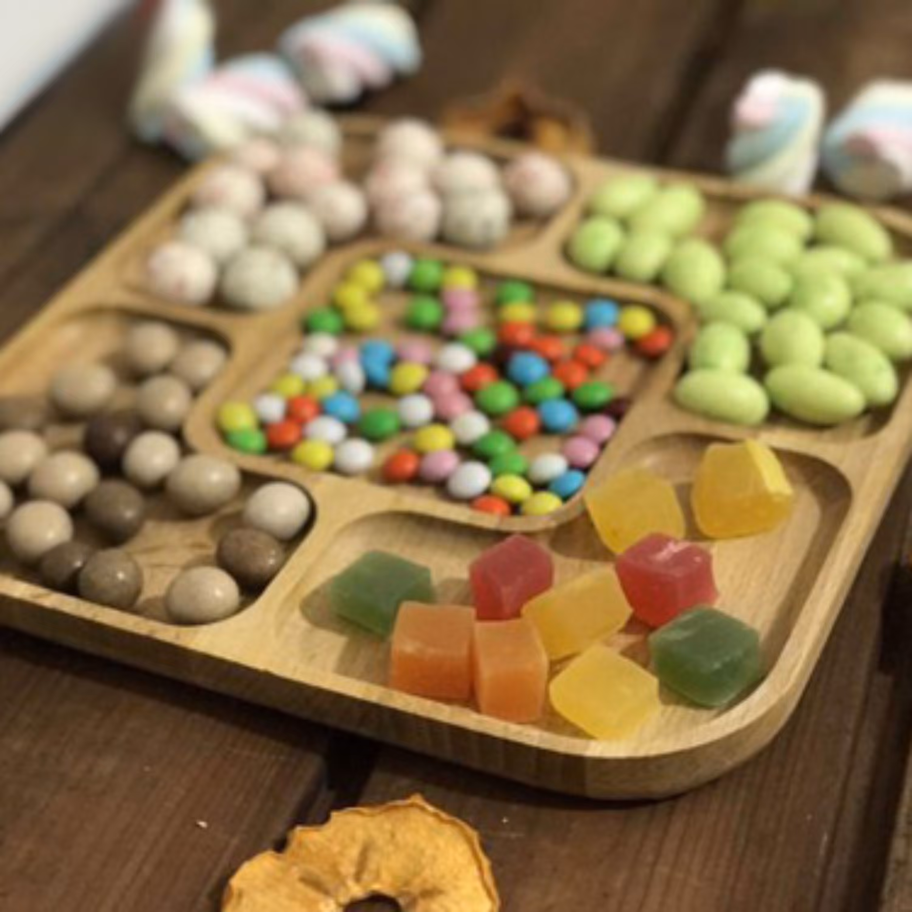 اردو خوری چوبی طرح مربع