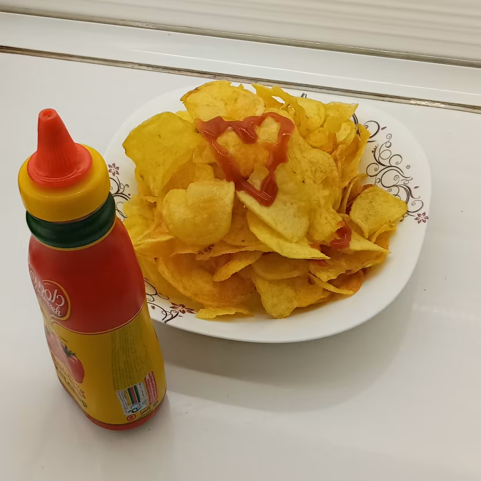 چیپس سنتی نیم کیلویی