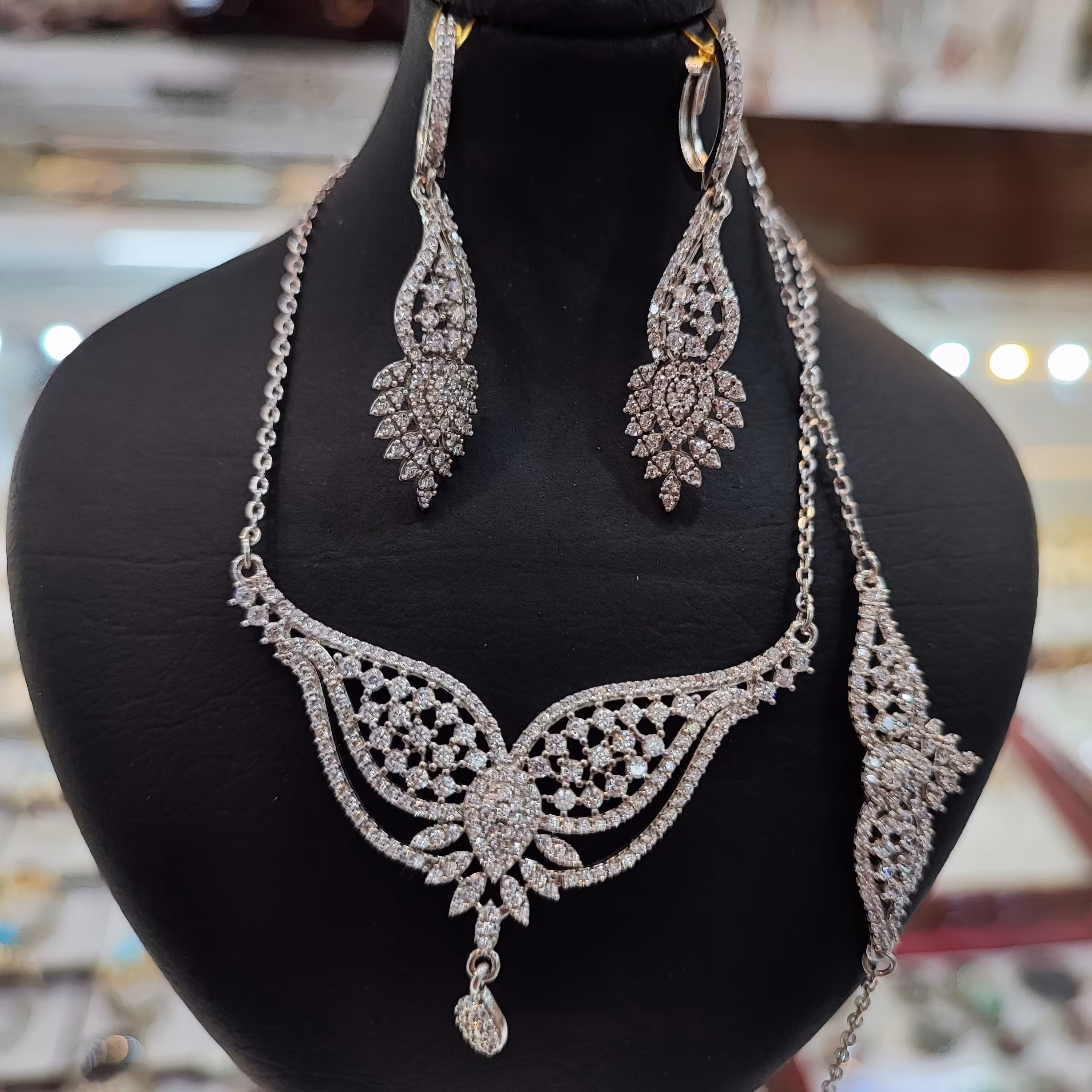 نیم ست نقره زنانه کد 06 بازرگانی لطفی