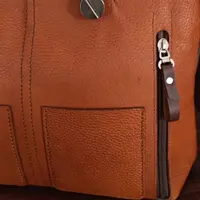 کیف دستی و دوشی چرم طبیعی دست دوز 