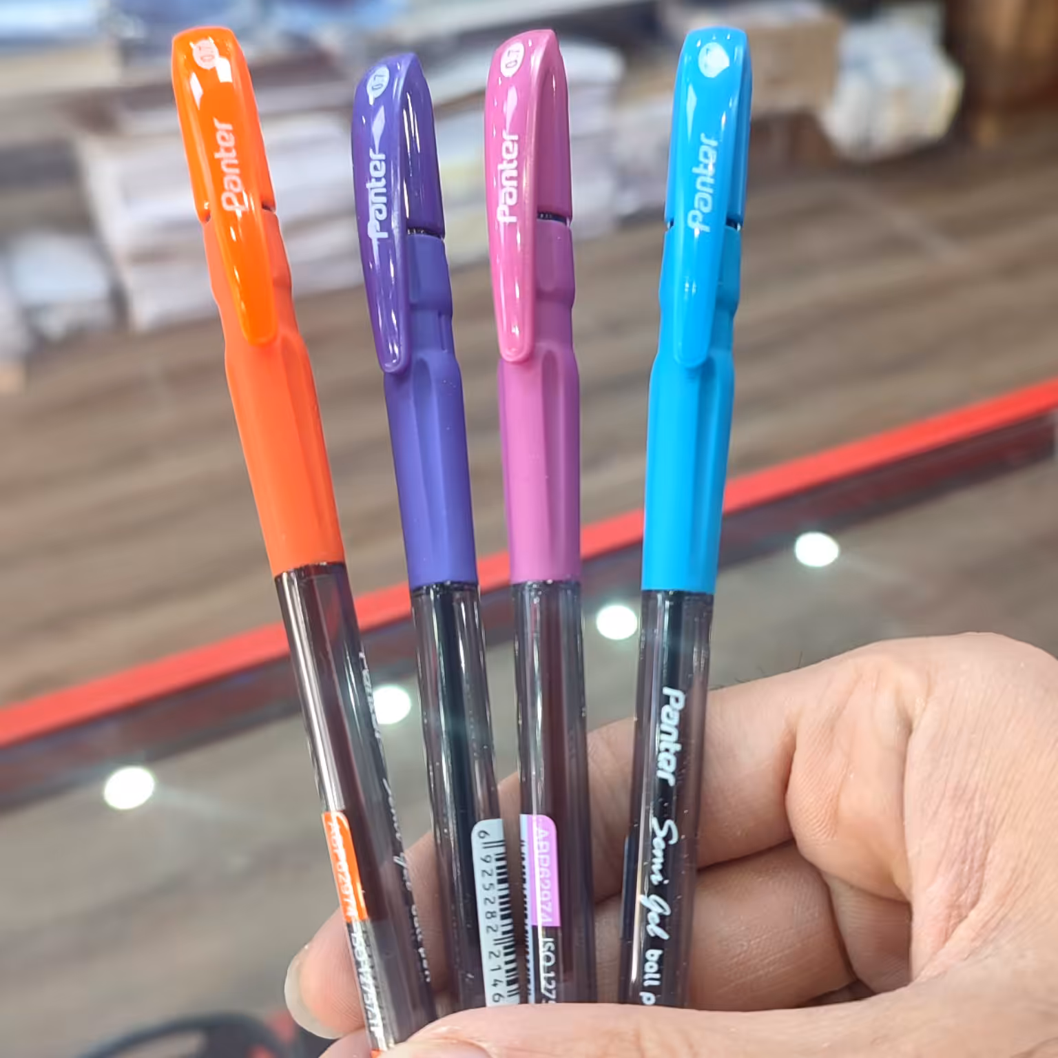 خودکار رنگی پنتر مدل semi gel و sp-101