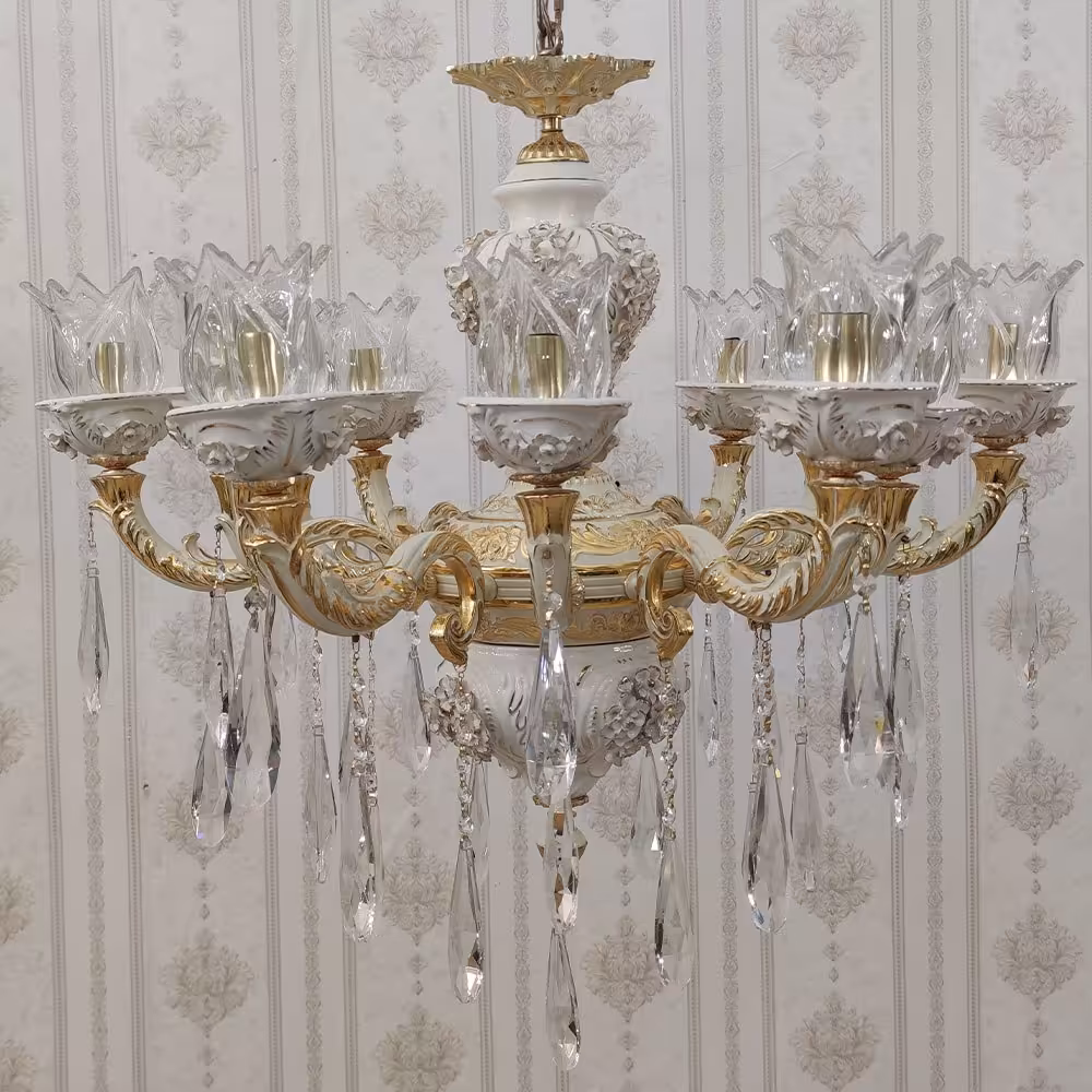 لوستر برنزی سرامیکی مدل کاپرین فورتیک استاتیک کرم طلا 6 شاخه 12 شعله کد 6307