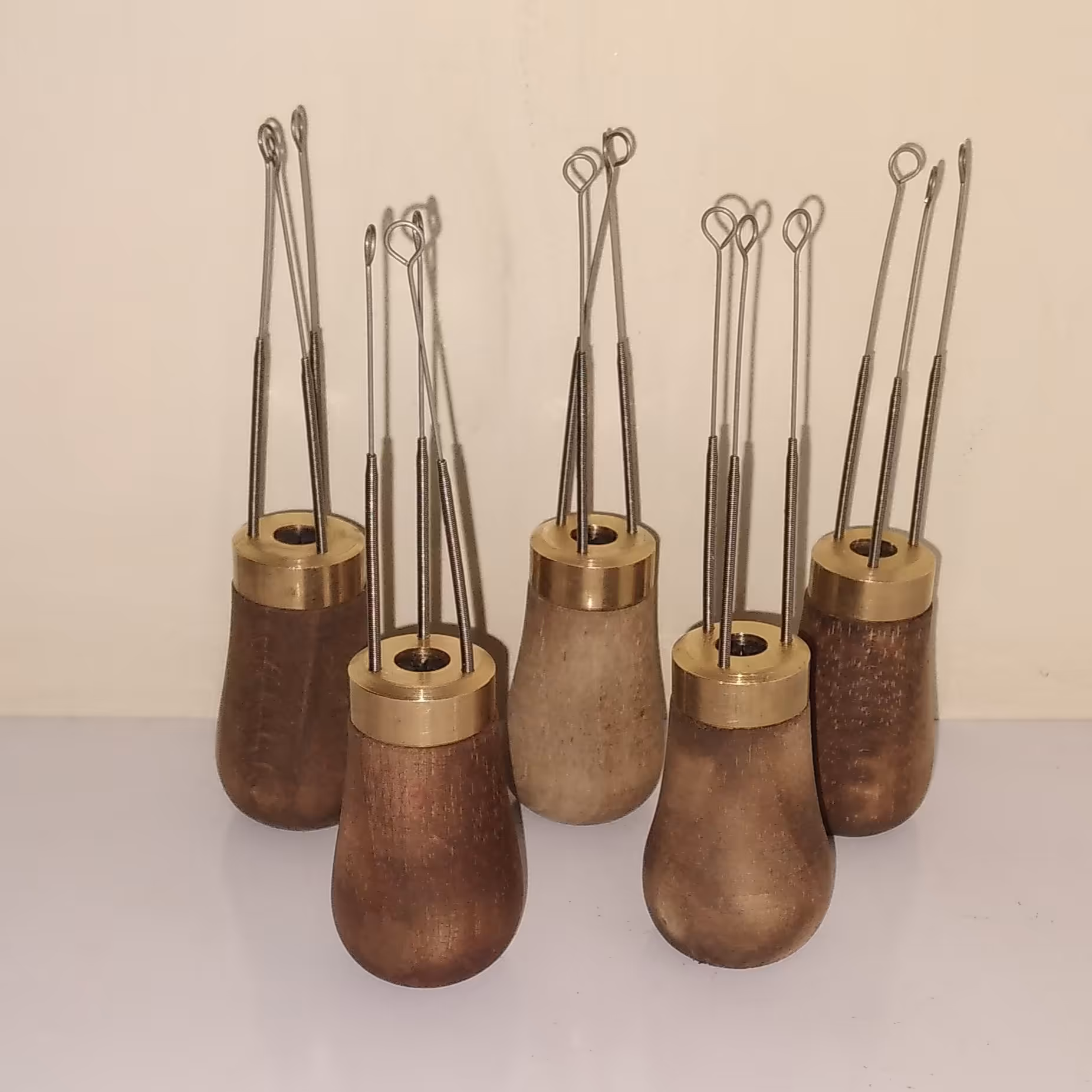 نیدل قهوه دسته چوبی 