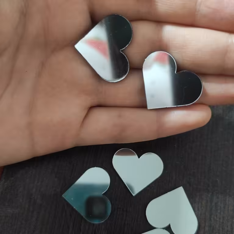 آینه طرح قلب بسته 50 عددی