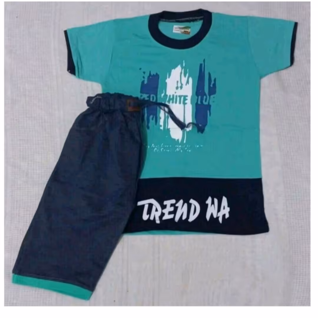 ست تیشرت و شلوارک پسرانه طرح خطی جنس نخ پنبه اعلا مناسب سایز 50 شلوارک نخی و طرح لی بسیار شیک و تنخور عالی