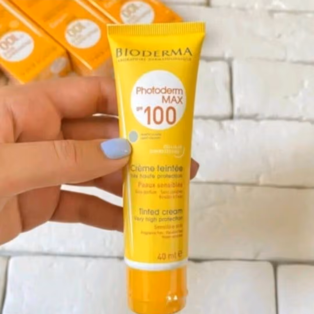 کرم ضد آفتاب رنگ طبیعی بیودرما بافت سبک و پوشش دهی بالاماندگاری بالامناسب انواع پوست به خصوص پوست ها 