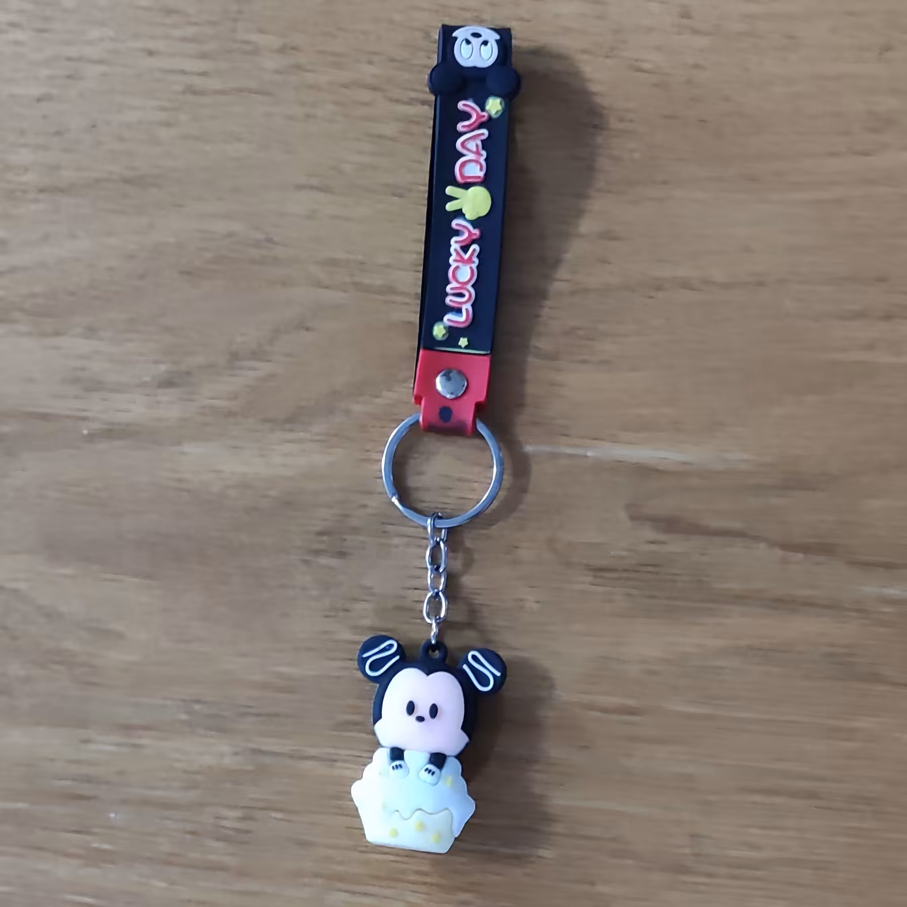  سر کلیدی یا آویز کیف فانتزی و سیلیکونی  طرح  دیزنی015