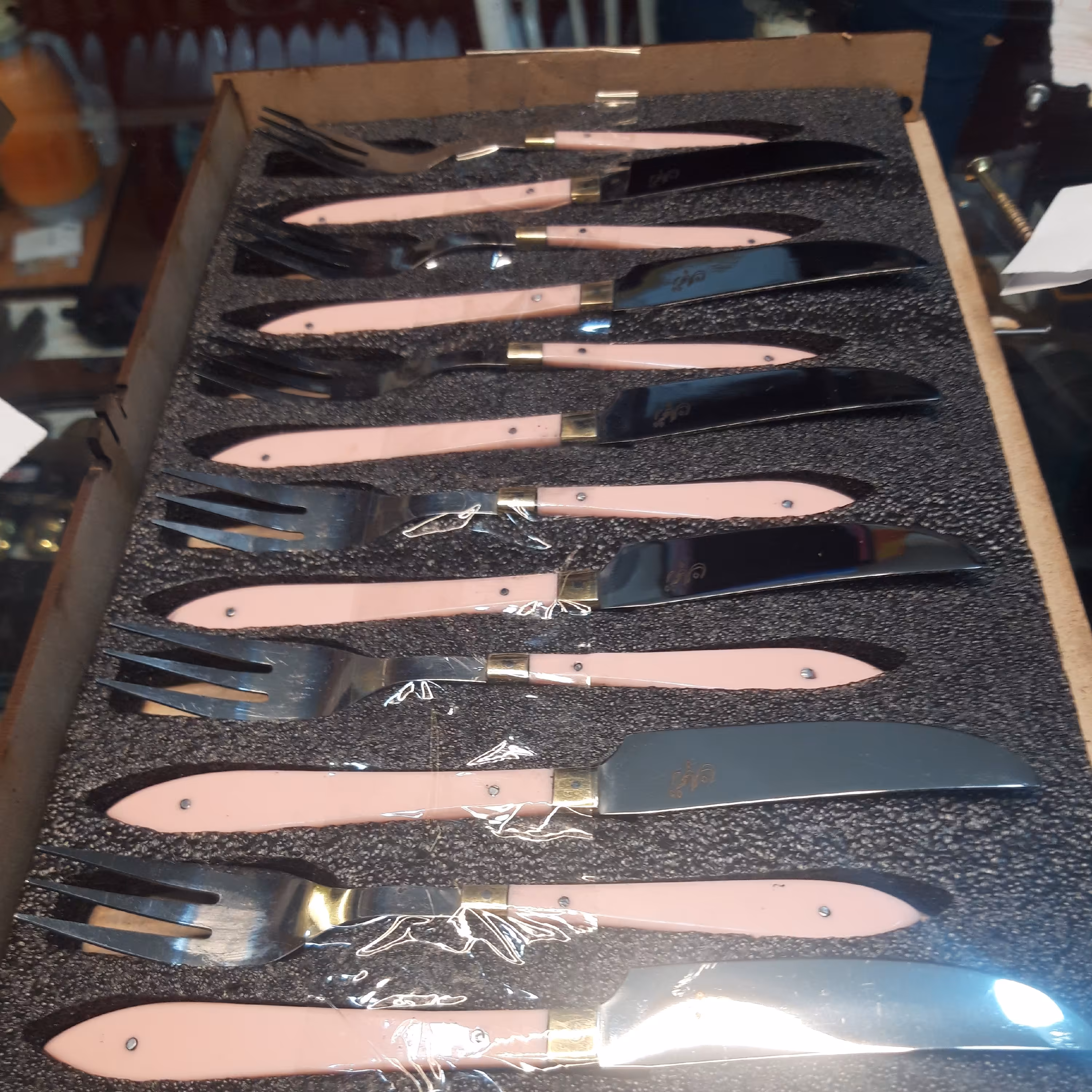 ست چاقو وچنگال استیل