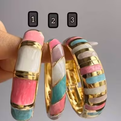 بنگل‌میناصورتی