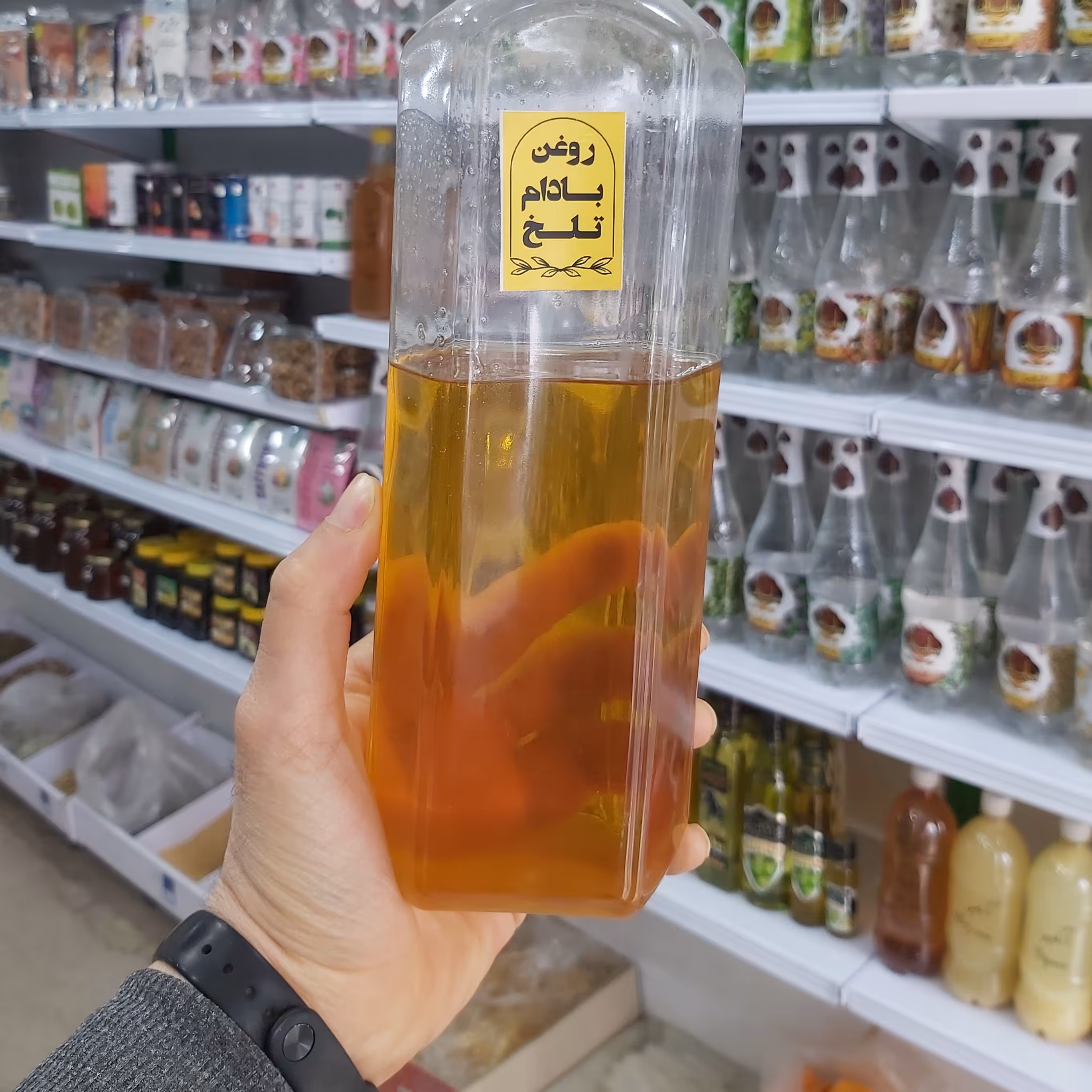 روغن بادام تلخ درجه یک بازار 60 میلی لیتر