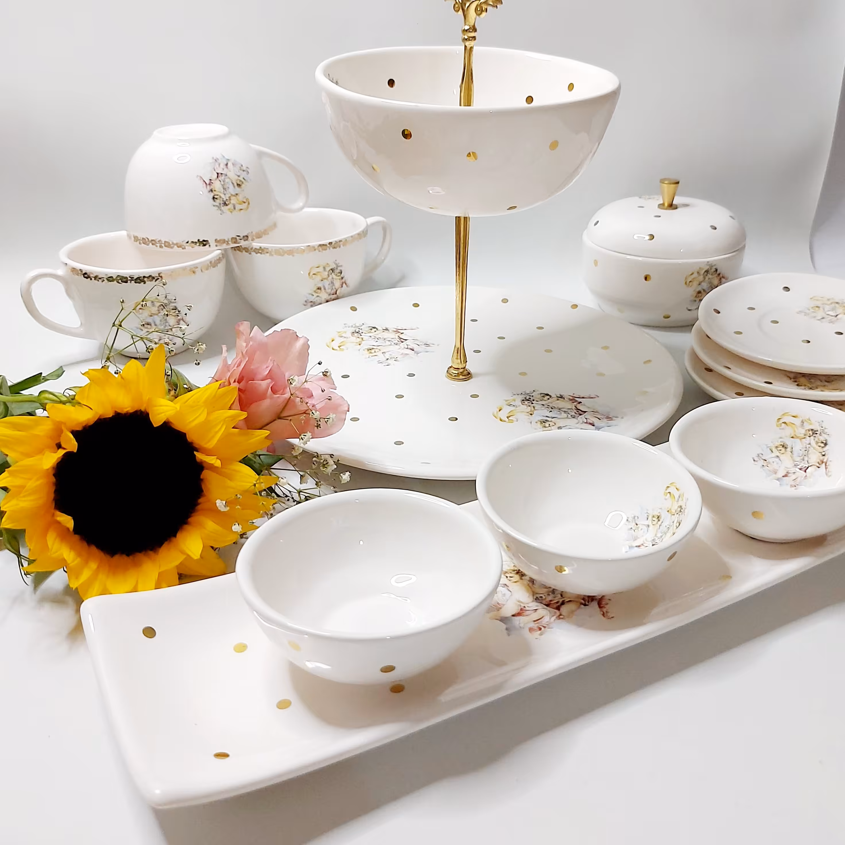 سرویس طلا کوب پذیرایی سرامیک طرح فرشته