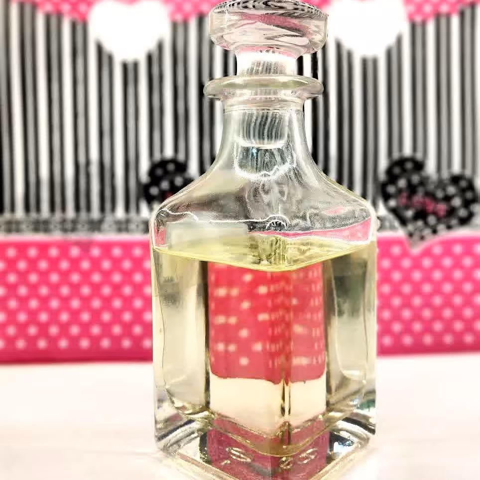 عطر تیروز  ( قیمت گرمی )