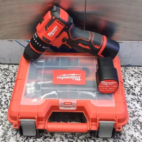 دریل شارژی 24 ولت میلواکی براشلس،3حالته چکشی دار، کیفیت عالی، سه نظام فلزی 13