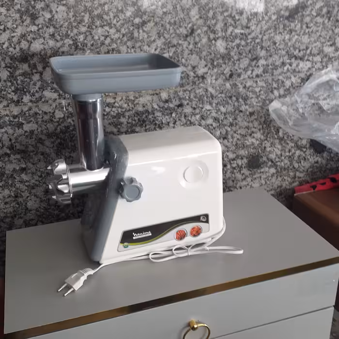 چرخگوشت نانیوا (پس کرایه)