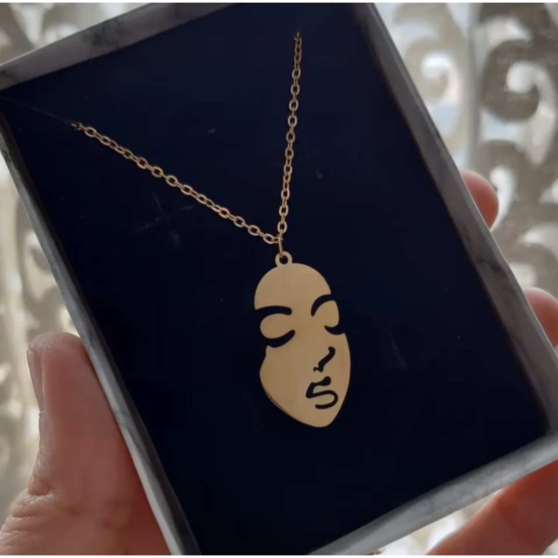 گردنبند رخ