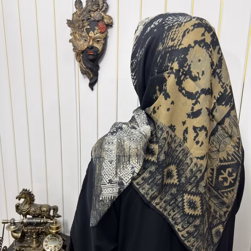 (روسری چارقد قم) روسری گارزا دستدوز قواره 110 با طرح های بسیار زیبا و جذاب
