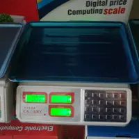 ترازو کمری  کیبرد استیل برند اصلی CAMARY
 ظرفیت 40 کیلوگرم دقت 2 گرم 
