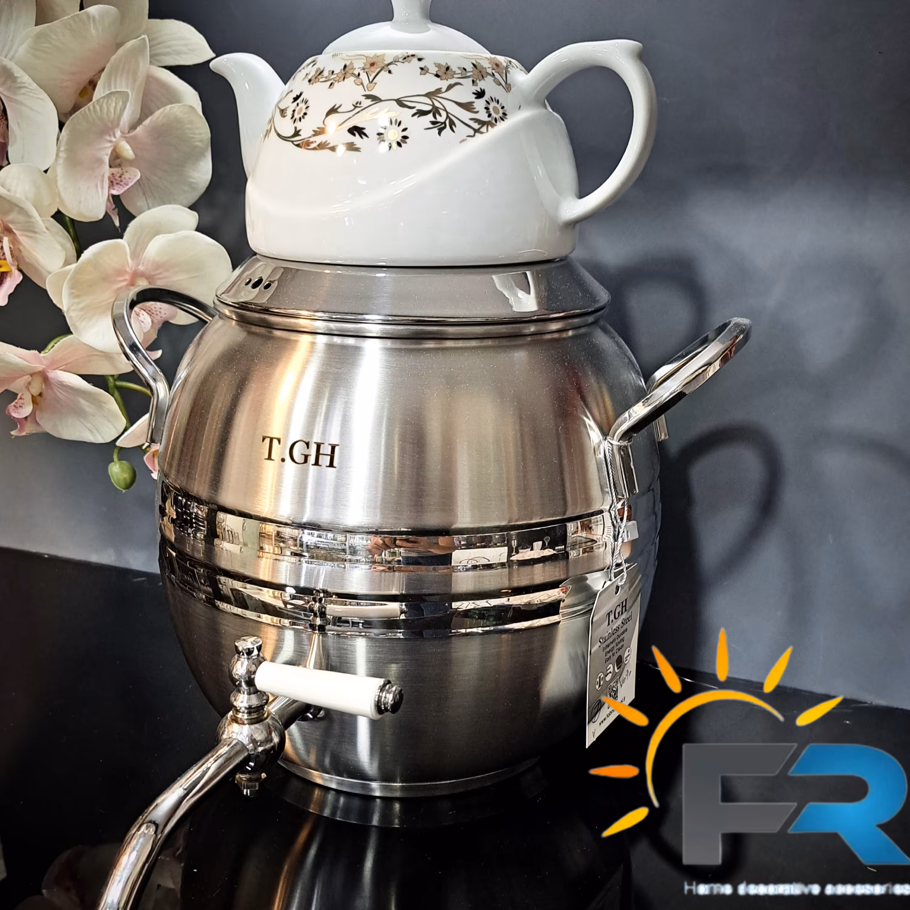 کتری قوری شیردار  7 لیتر  T.GHکف چدن استیل مات و براق مدل 7090