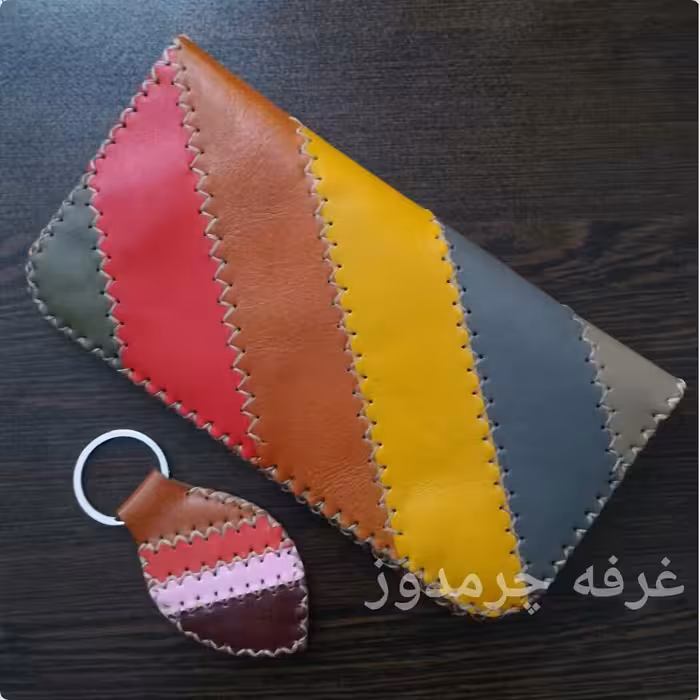 ست کیف پول و جاکلیدی چرم طبیعی چهل تکه  مدل رنگین کمان کد 11 (دست دوز)