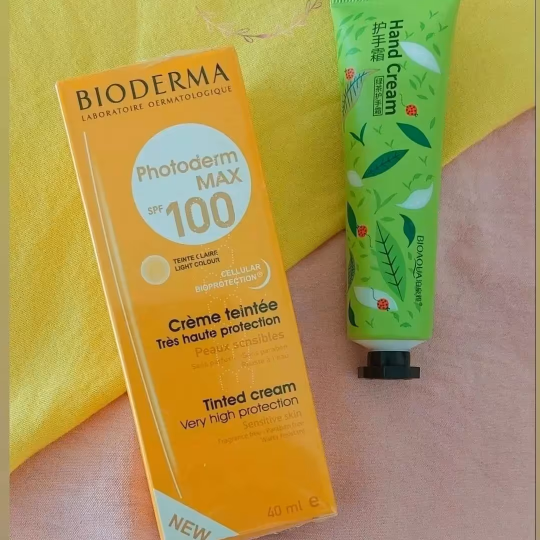 پک 2 عددی ضدآفتاب بیودرما + کرم مرطوب کننده