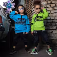 منکه دلم ضعف کرد واس این ست پاییزی
ست  اسپرت بیرونی  هودی شلوار خاص

