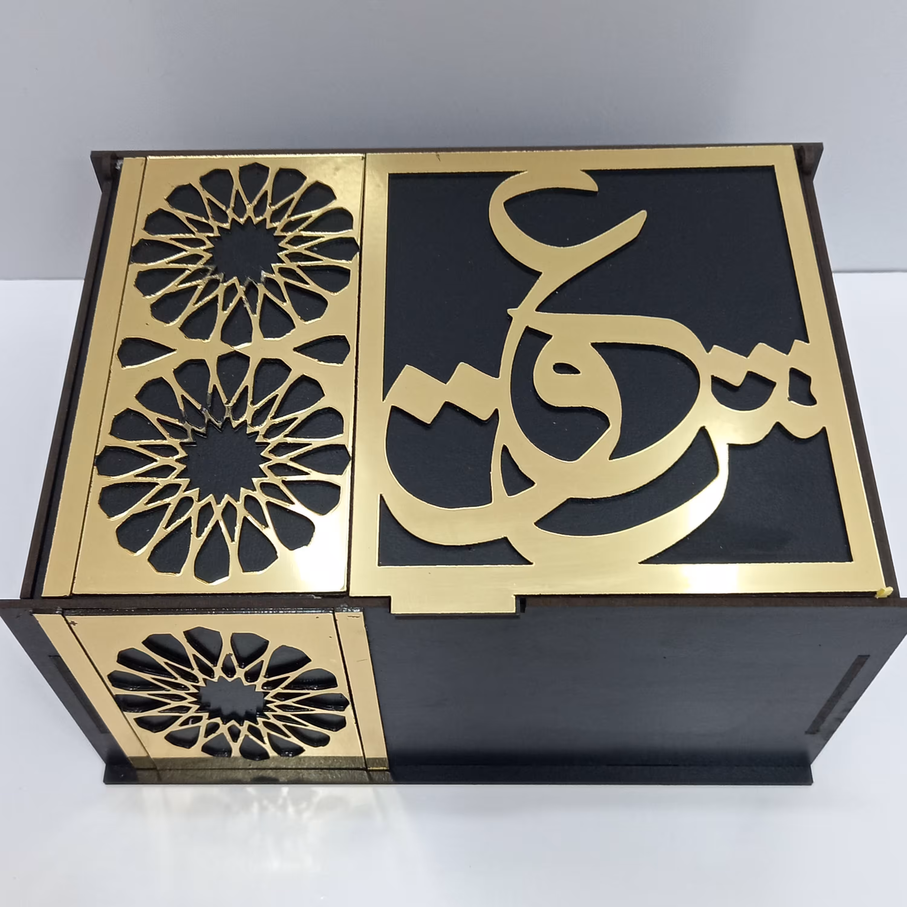 جعبه کادو هدیه باکس گل با امکان نوشتن متن اختصاصی کد 2100 