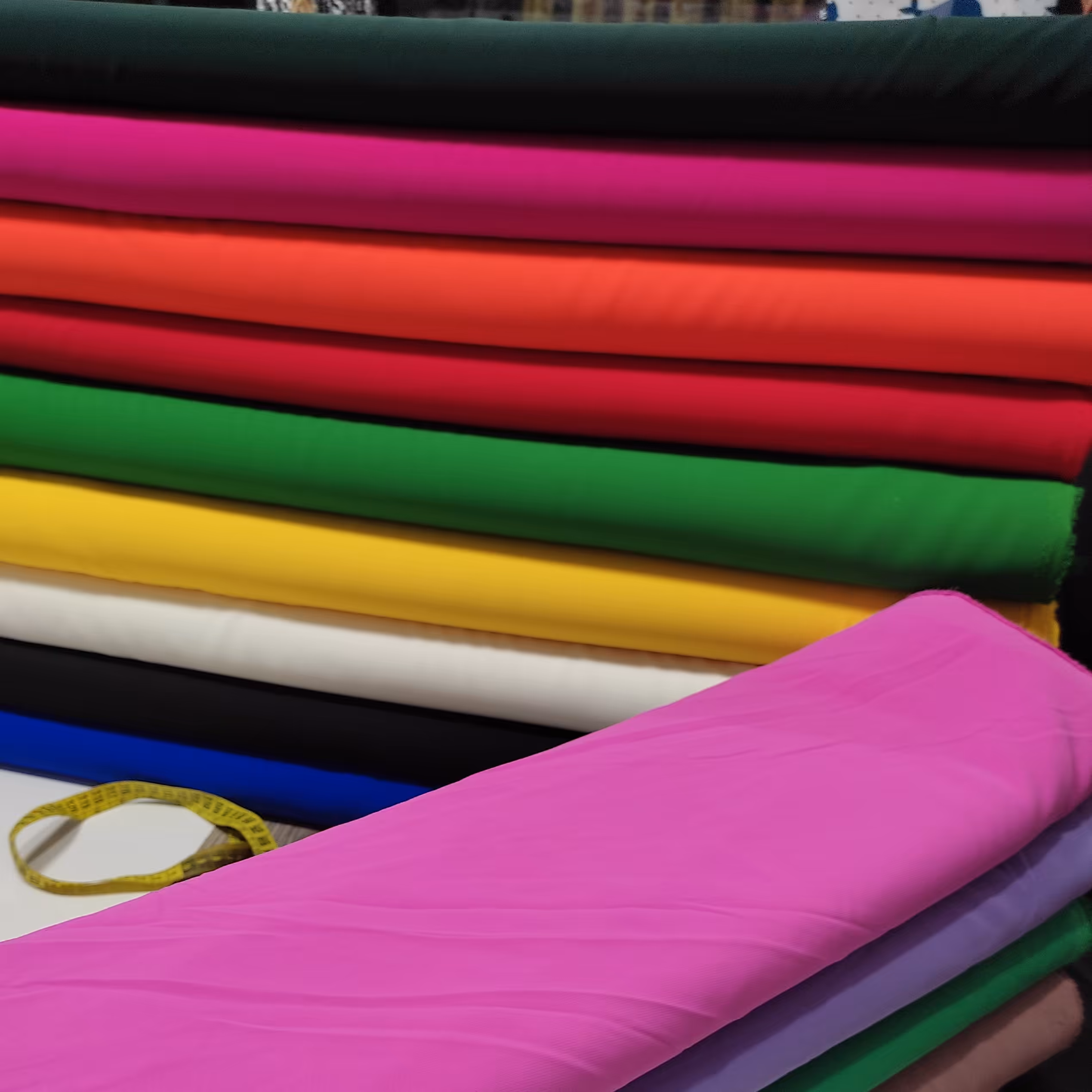 پارچه کرپ الیزا با عرض150 فقط متری210000تومان