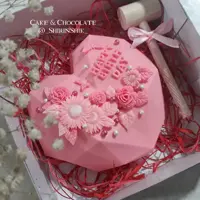 قلب سورپرایز شکلاتی صورتی