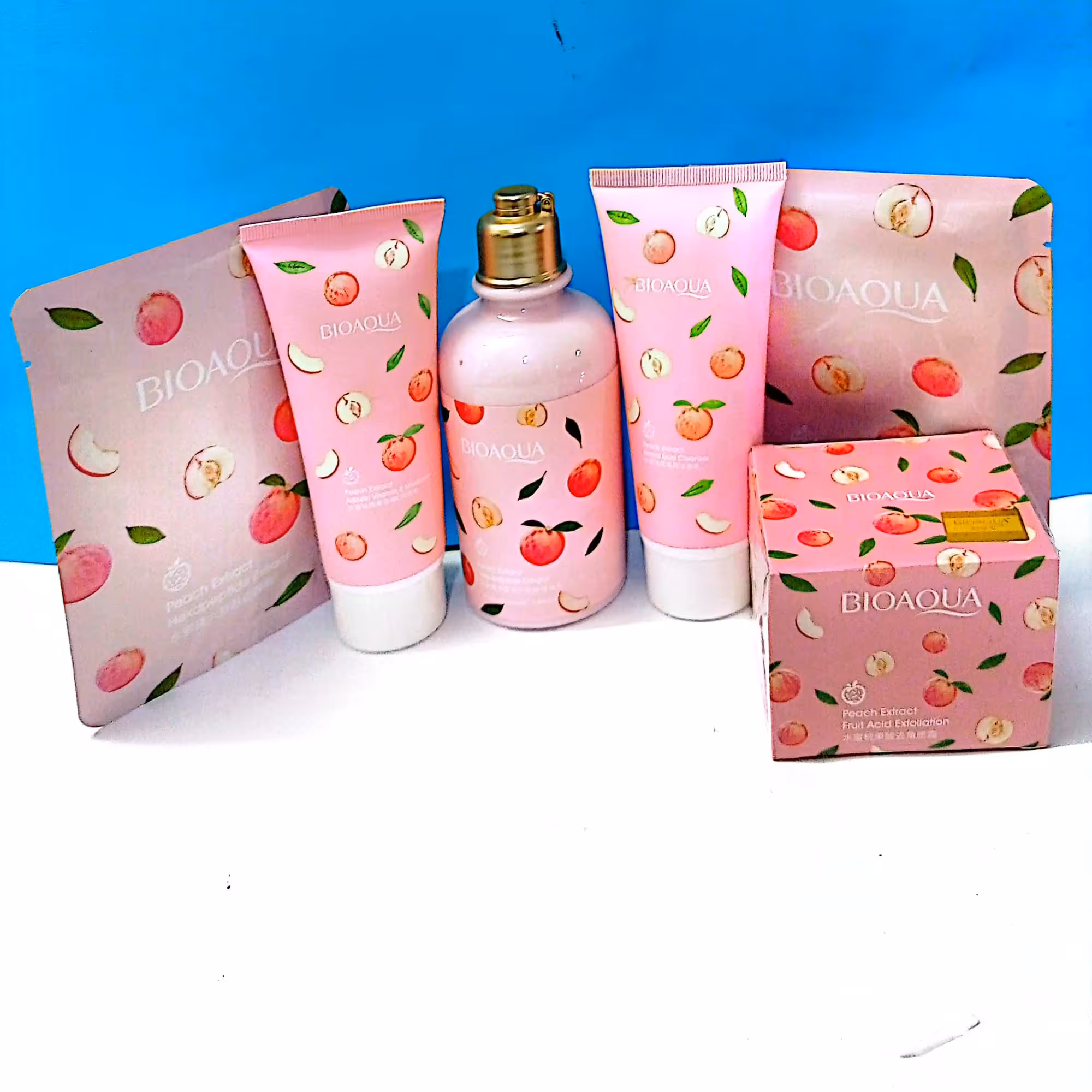 پک هلو بیوآکوا  شامل لوسیون  و ماسک ورقه ای فوم هلو  کرم هلو و اسکراب 6محصولی یوزپرنس 