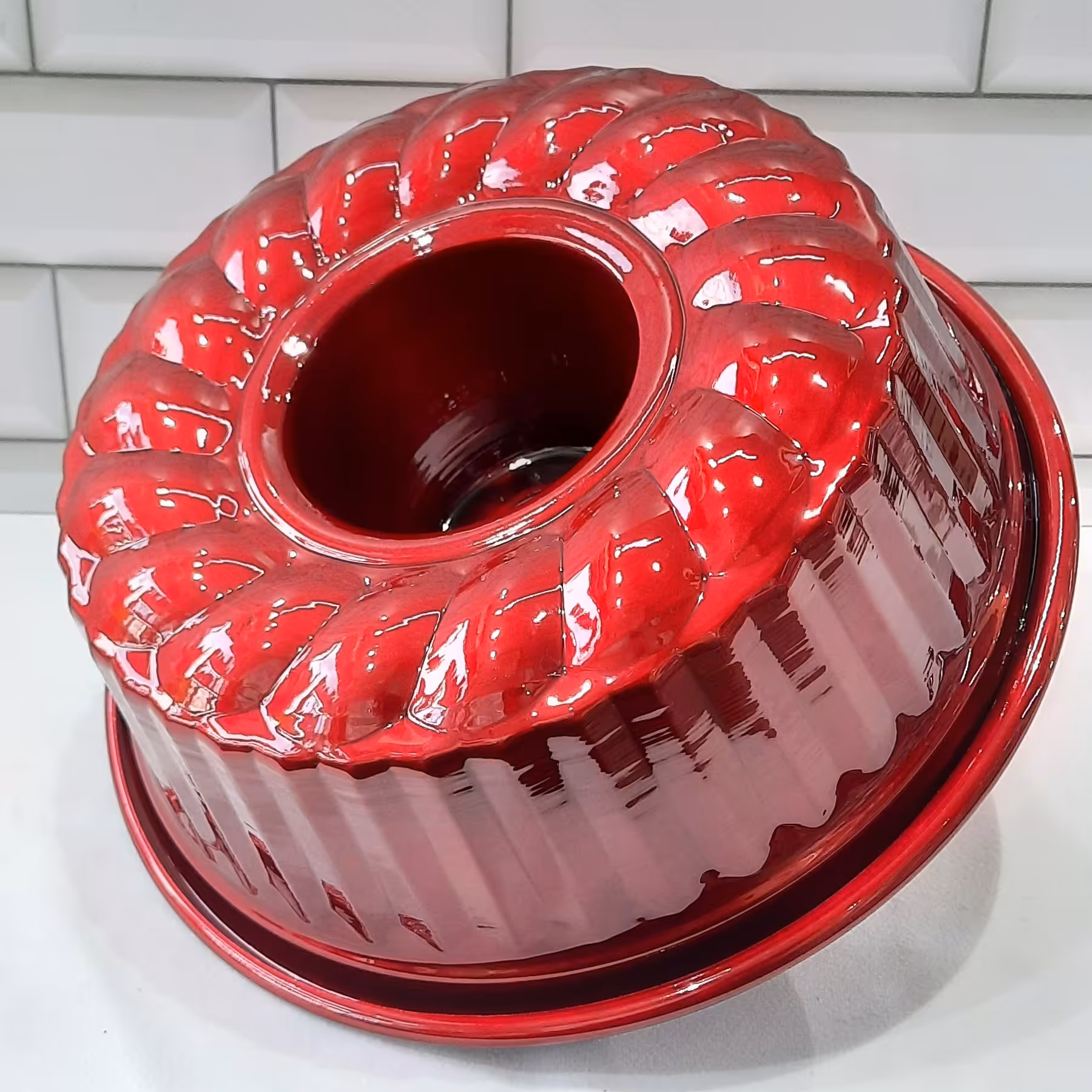 قالب تفلون گرانیتی شیفون دار طرح 7005 قطر 23 سانت ارتفاع 8 سانت