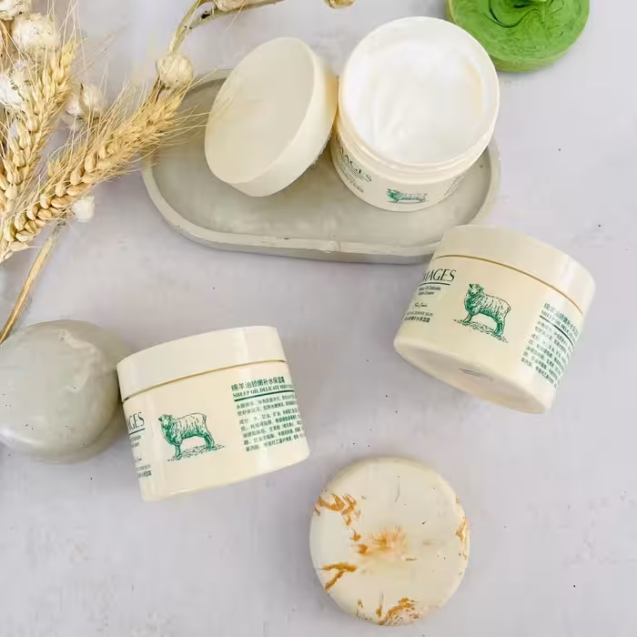 کرم آبرسان شیر گوسفند ایمیجز 